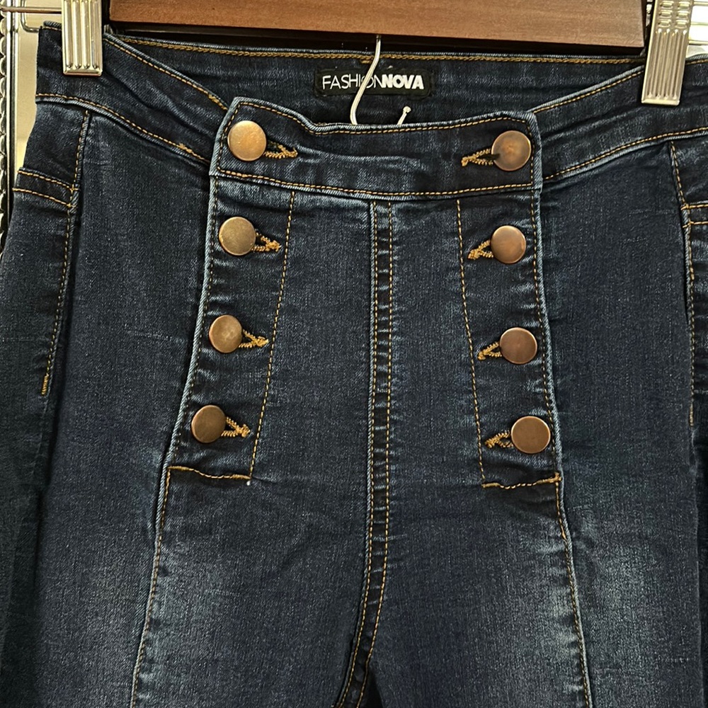 Fashion Nova jean size 5